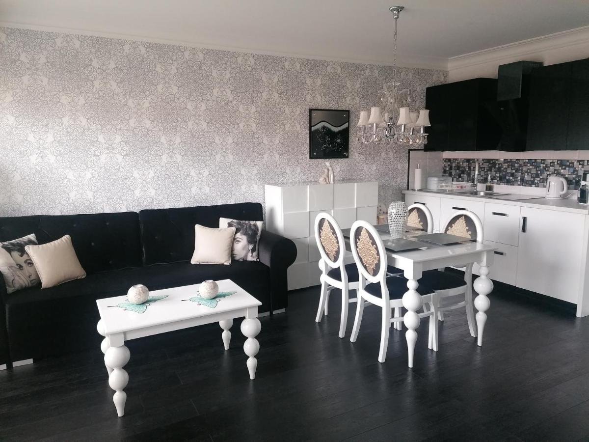 Apartamenty De Soleil Устка Экстерьер фото