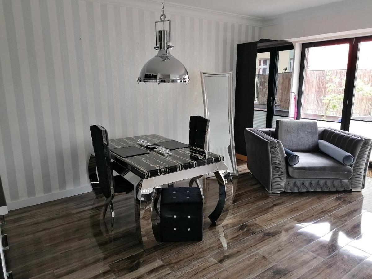 Apartamenty De Soleil Устка Экстерьер фото